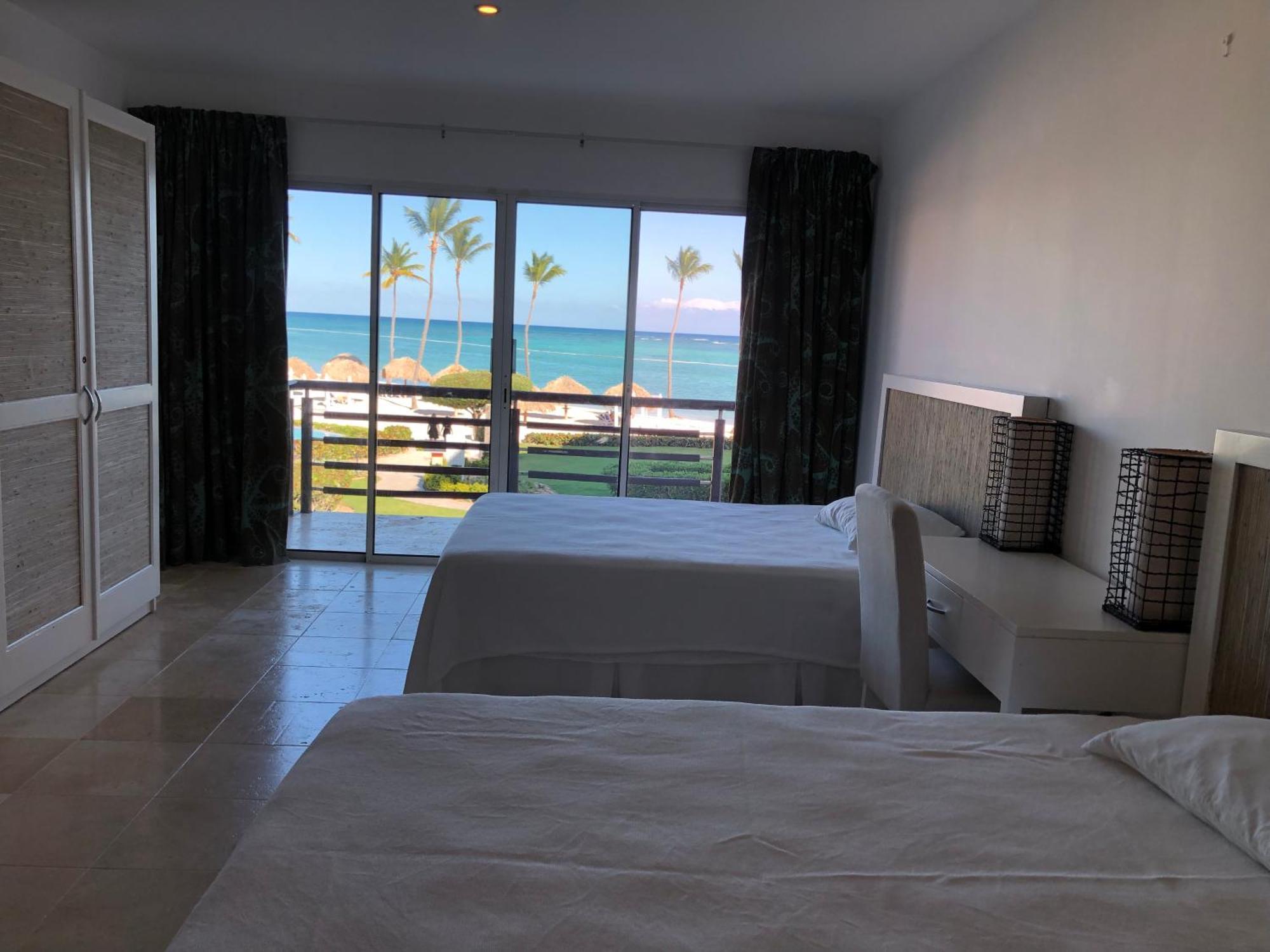 Beachfront Punta Palmera Apartamento